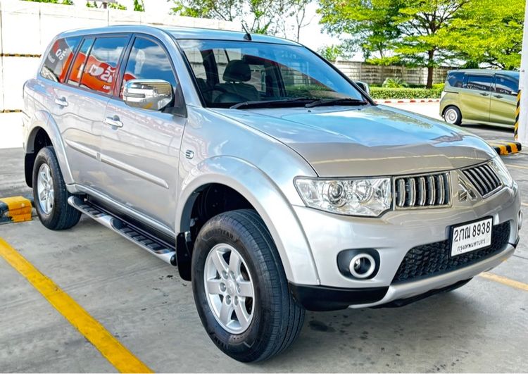Mitsubishi Pajero Sport 2013 2.5 GLS Van ดีเซล ไม่ติดแก๊ส เกียร์อัตโนมัติ บรอนซ์เงิน รูปที่ 4