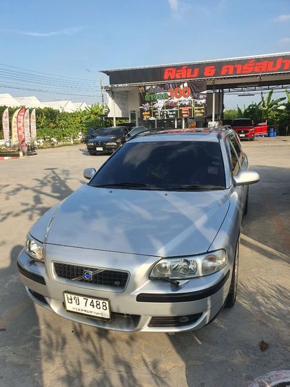 รถ Volvo V70 2.3 XC 4WD สี บรอนซ์เงิน