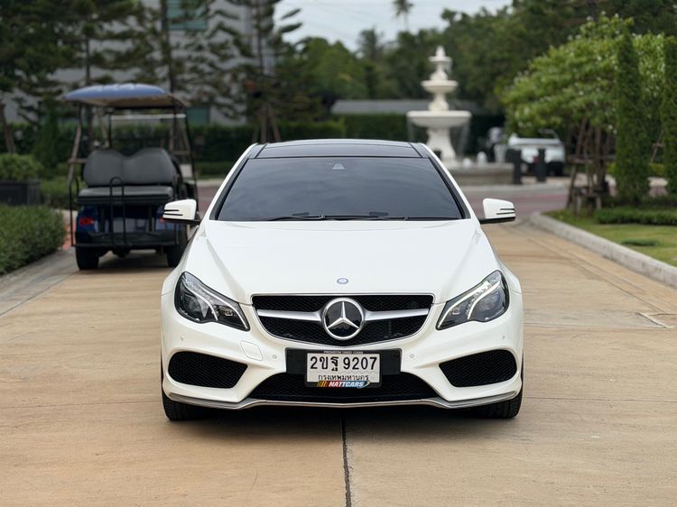 Mercedes-Benz E-Class 2012 E200 CGI Sedan เบนซิน ไม่ติดแก๊ส เกียร์อัตโนมัติ ขาว รูปที่ 2
