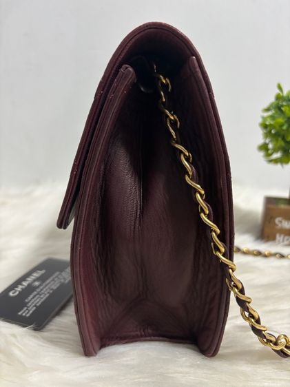 Vintage Burgundy Quilted Lambskin Single Flap Bagมือสองแท้💯 รูปที่ 2
