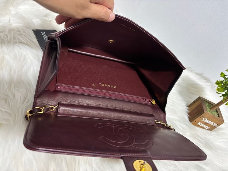 Vintage Burgundy Quilted Lambskin Single Flap Bagมือสองแท้💯 รูปที่ 13