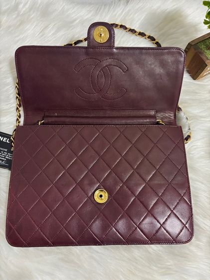 Vintage Burgundy Quilted Lambskin Single Flap Bagมือสองแท้💯 รูปที่ 11