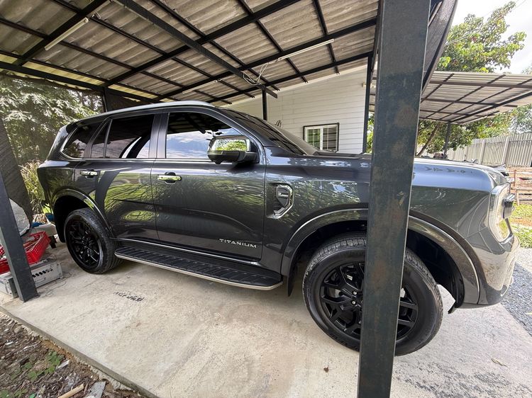 Ford Everest 2023 2.0 Titanium Plus Utility-car ดีเซล เกียร์อัตโนมัติ เทา รูปที่ 2