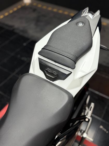 BMW S1000RR รูปที่ 14