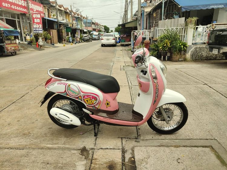🛵ยังไงก็ขาย SCOOPY-i ปี 56 เครื่องดี สีสวย สตาร์ทมือ เล่มชุดโอนครบ+เปลี่ยนถ่ายน้ำมันเครื่องฟรี ส่งฟรี30 ก.ม รูปที่ 3