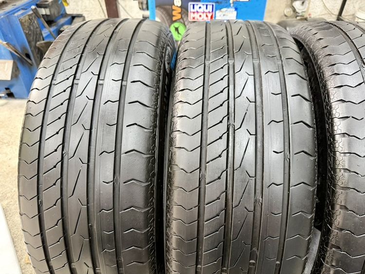 ยางขอบ 18” ยี่ห้อ CONTINENTAL รุ่น ULTRACONTACT UX7 ขนาด 235-60R18 ปี 25 ดอกยางสวยไม่มีปะ ไม่บวม รับประกัน รูปที่ 9