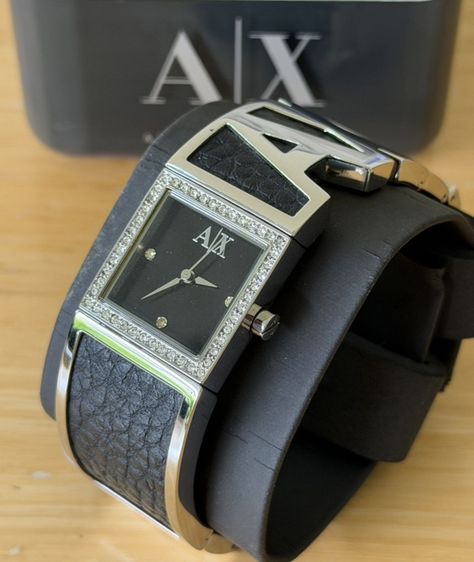 อื่นๆ ดำ AlX Armani Exchange นาฬิกากำไลสำหรับผู้หญิง รุ่น AX4050 Quartz Watch