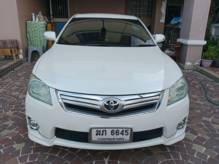 รถ Toyota Camry 2.4 Hybrid สี ขาว