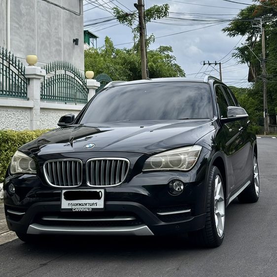 รถ BMW X1 1.5 sDrive18i xLine สี ดำ
