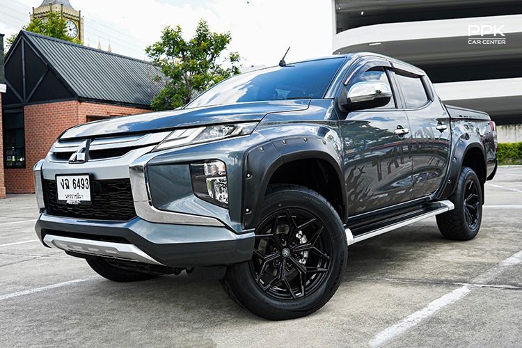 รถ Mitsubishi Triton 2.4 GLS Plus สี ดำ
