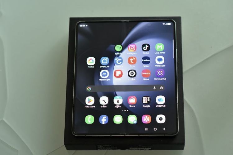 256 GB ขาย Samsung Galaxy Z Fold 5 256GB สี ICY BLUE เครื่องศูนย์ไทย + เคสแท้ + ปากกาแท้
