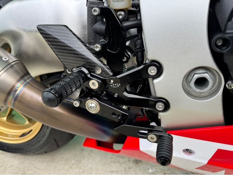 HONDA CBR1000RR SP สีแดง ขาว ปี18จด20 รถมือเดียว  รูปที่ 8