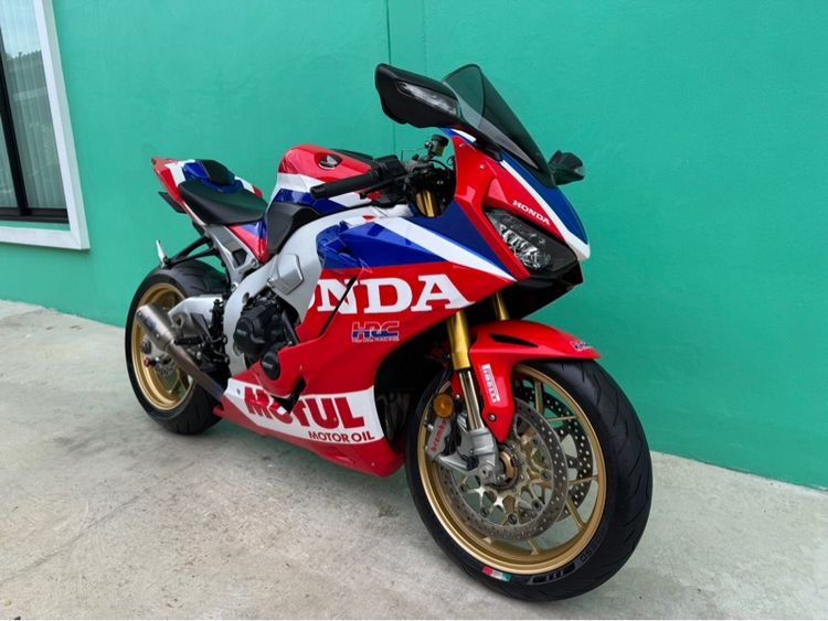 HONDA CBR1000RR SP สีแดง ขาว ปี18จด20 รถมือเดียว  รูปที่ 2