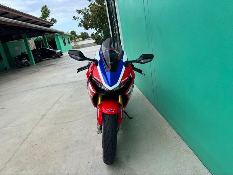 HONDA CBR1000RR SP สีแดง ขาว ปี18จด20 รถมือเดียว  รูปที่ 15