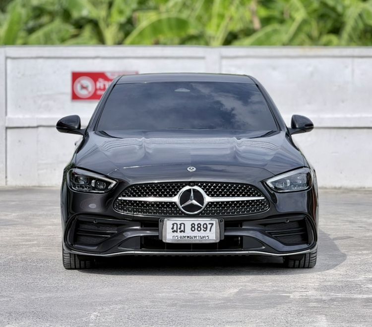 Mercedes-Benz C-Class 2023 C350 Sedan ปลั๊กอินไฮบริด (PHEV) ไม่ติดแก๊ส เกียร์อัตโนมัติ ดำ รูปที่ 2