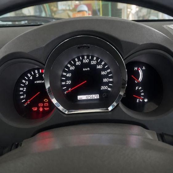 Toyota Fortuner 2005 2.7 V 4WD Sedan เบนซิน เกียร์อัตโนมัติ บรอนซ์เงิน รูปที่ 2