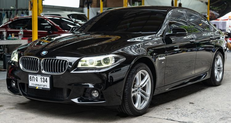 BMW Series 5 2015 525d Sedan ดีเซล ไม่ติดแก๊ส เกียร์อัตโนมัติ ดำ รูปที่ 2
