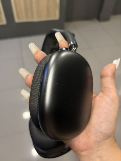 Air pods max1