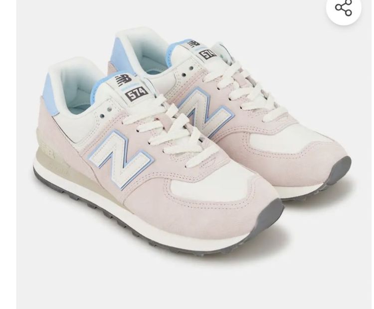 อื่นๆ รองเท้า NEW BALANCE (6 US)