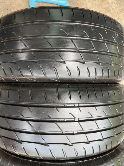 ยาง Bridgestone RE 004  215 45 17 ปี 25 ชุดระ 6900 บาทคะ ไร้ตำหนิ ไม่ปะ รูปที่ 5