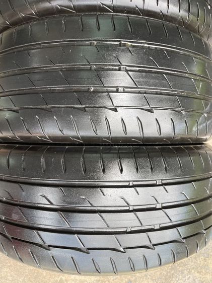 ยาง Bridgestone RE 004  215 45 17 ปี 25 ชุดระ 6900 บาทคะ ไร้ตำหนิ ไม่ปะ รูปที่ 4