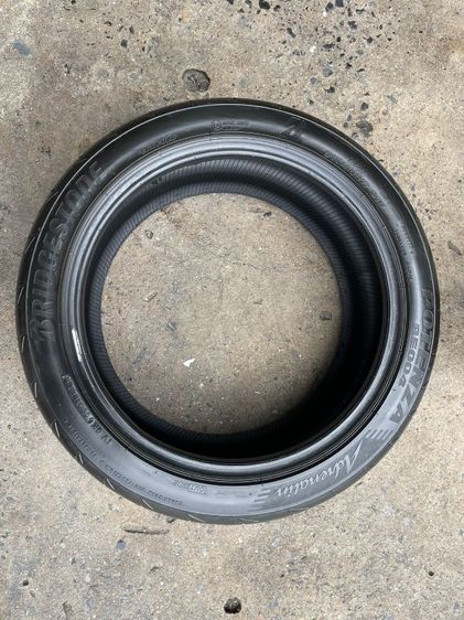 ยาง Bridgestone RE 004  215 45 17 ปี 25 ชุดระ 6900 บาทคะ ไร้ตำหนิ ไม่ปะ รูปที่ 6