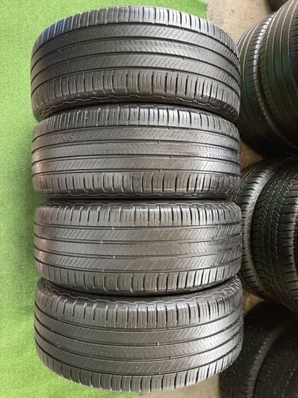ยาง Michelin PRIMACY suv+ 215 55 18 ปี 25 ชุดละ 7000 บาทคะ  ไร้ตำหนิ ไม่ปะ สภาพ90%