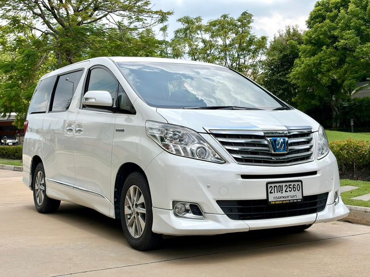 รถ Toyota Alphard 2.4 Hybrid E-Four 4WD สี ขาว
