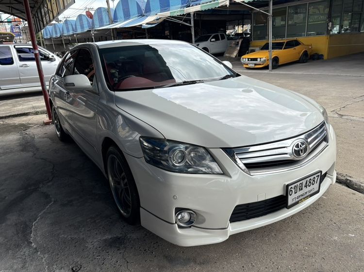 รถ Toyota Camry 2.4 Hybrid สี บรอนซ์เงิน