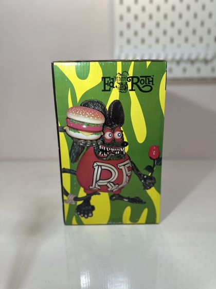 โมเดลวินเทจ RatFink ถือดอกไม้ รูปที่ 6