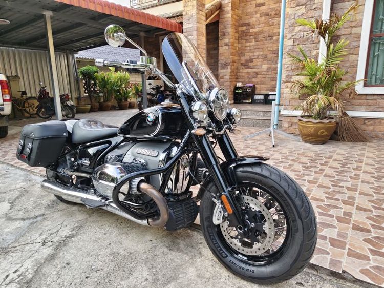 BMW R18