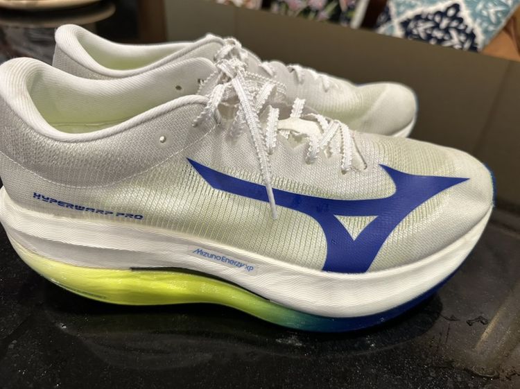 Mizuno Hyperwarp Pro รูปที่ 2