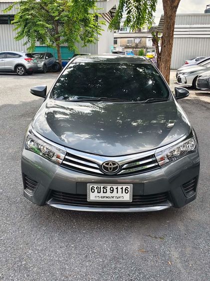 รถ Toyota Altis 1.6 J สี เทา