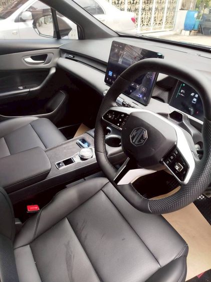 MG MG4 2026 Electric Sedan ไฟฟ้า เกียร์อัตโนมัติ เทา รูปที่ 4