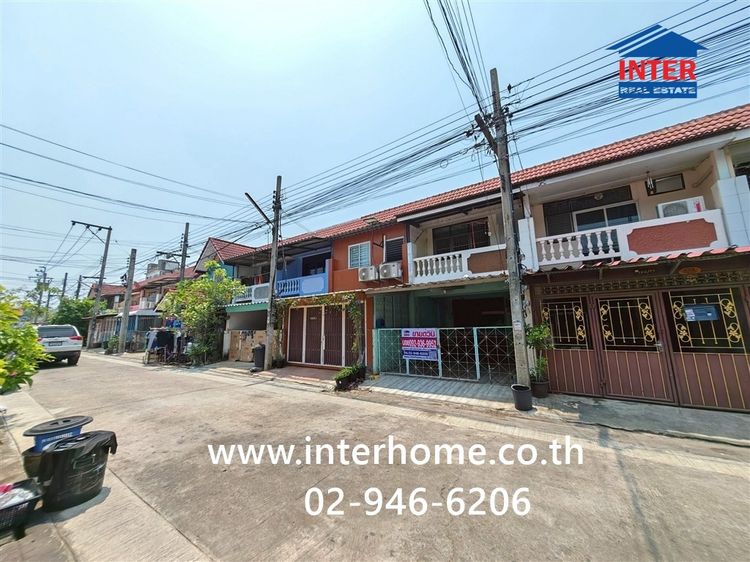 ทาวน์เฮ้าส์ 2 ชั้น 20 ตร.ว. หมู่บ้านพระปิ่น2 ซอยบรมราชชนนี70 ถนนธรรมสพน์ ถนนซอยบรมราชชนนี70 เขตตลิ่งชัน กรุงเทพมหานคร