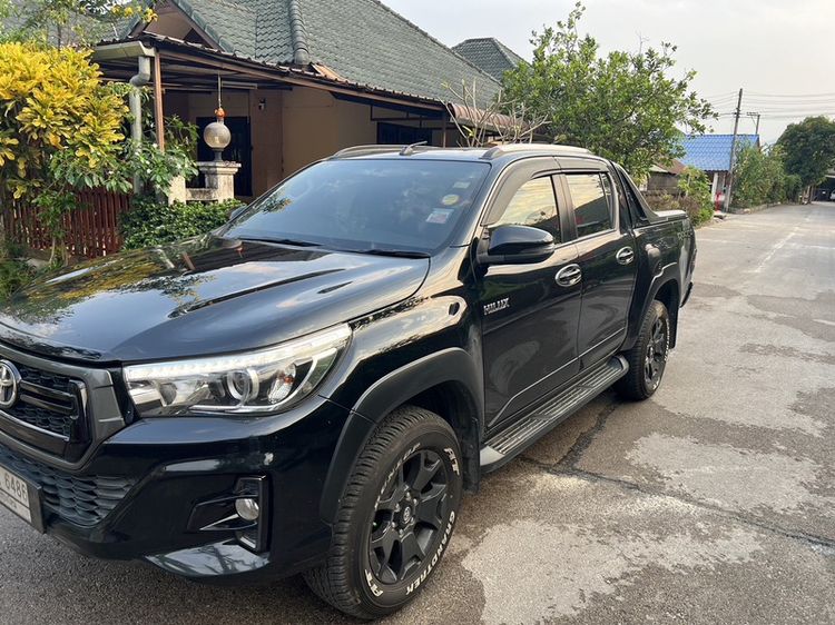Toyota Hilux Revo 2018 2.4 E Prerunner Pickup ดีเซล เกียร์อัตโนมัติ ดำ รูปที่ 3