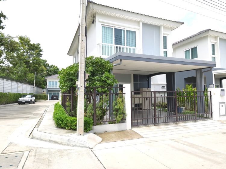 OFFICIAL LAUNCH HOUSE FOR RENT by LIFE IS PROPERTY