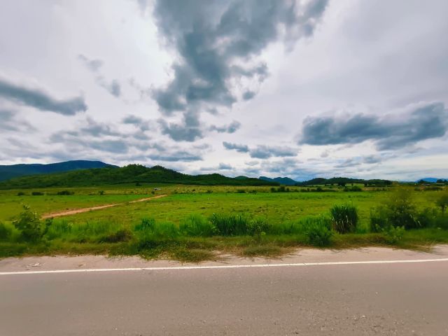 ใช่ ต้องการขายที่ดินเนื้อที่ 371 ไร่อยู่อำเภอหนองปรือจังหวัดกาญจนบุรี รูปที่ 2