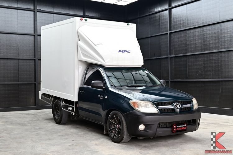 รถ Toyota Hilux Vigo 2.5 J สี เขียว