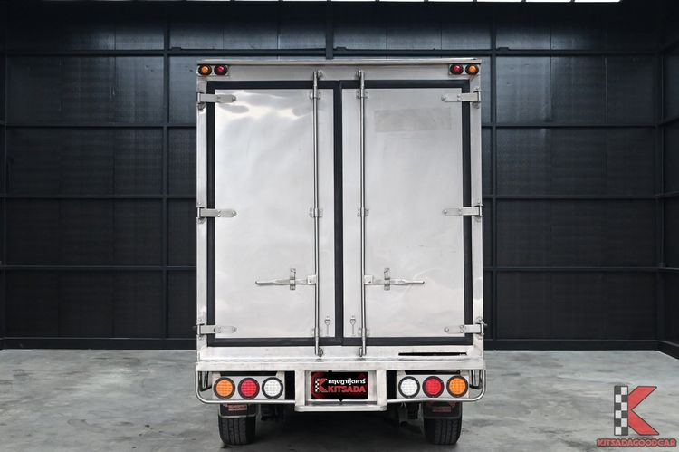 Toyota Hilux Revo 2026 2.4 Entry Pickup ดีเซล ไม่ติดแก๊ส เกียร์ธรรมดา ขาว รูปที่ 4