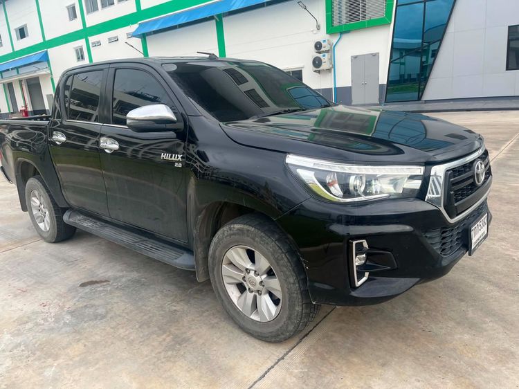 รถ Toyota Hilux Revo 2.8 G Prerunner สี ดำ