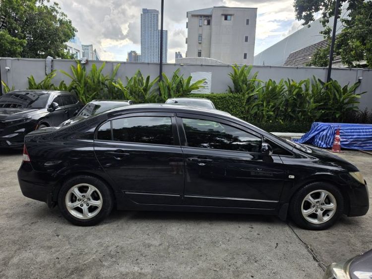 รถ Honda Civic 1.8 E i-VTEC สี ดำ