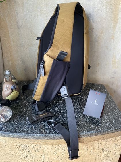 Alpaka Metro Crossbody รุ่น X-Pac 7.5L (แบบสายสะพายไหล่ซ้าย) สี Coyote Brown จัดส่งฟรี, มีของแถมให้, และมีนัดรับ รูปที่ 5