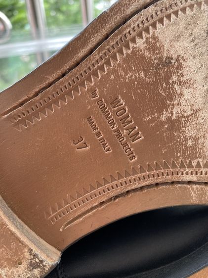รองเท้าบู๊ทหนังแท้ Common Projects Sz.37eu23cm Made in Italy สีดำ ของใหม่เกือบหมื่น สภาพสวย รูปที่ 7