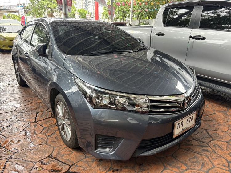 รถ Toyota Altis 1.8 E สี เทา