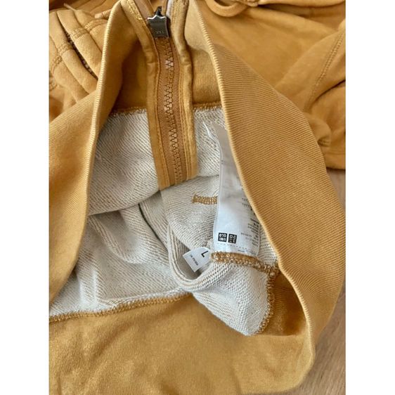 เสื้อคลุม Uniqlo แท้ๆค่ะ รูปที่ 3