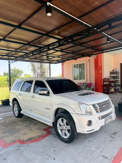 Isuzu MU-7 2010 3.0 Primo Platinum Utility-car ดีเซล เกียร์ธรรมดา ขาว รูปที่ 2
