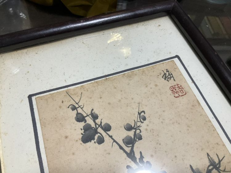 ชุดภาพวาดพู่กันจีนโบราณสี่ฤดูมงคลในกรอบกระจก สำหรับตกแต่งบ้านเพื่อเสริมฮวงจุ้ย องค์ประกอบ: เป็นภาพวาดพู่กันจีน "เหมย หลัน จู๋ จวี๋" (梅蘭竹菊) รูปที่ 9