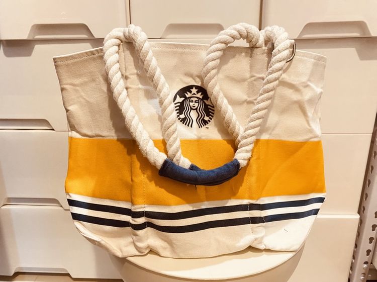 ส่งต่อกระเป๋าผ้าแคนวาส Starbucks แท้จากเกาหลี มือสองสภาพนางฟ้า ส่งฟรี! รูปที่ 3