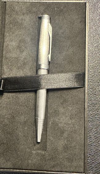 ✨ Parker Premier Monochrome Titanium PVD Edition Ballpoint Pen ✨